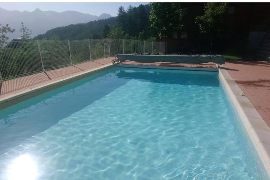 Chalet 4 Pers. Piscine Et Literie Toute Neuve. Puy-Saint-Vincent Exterior foto
